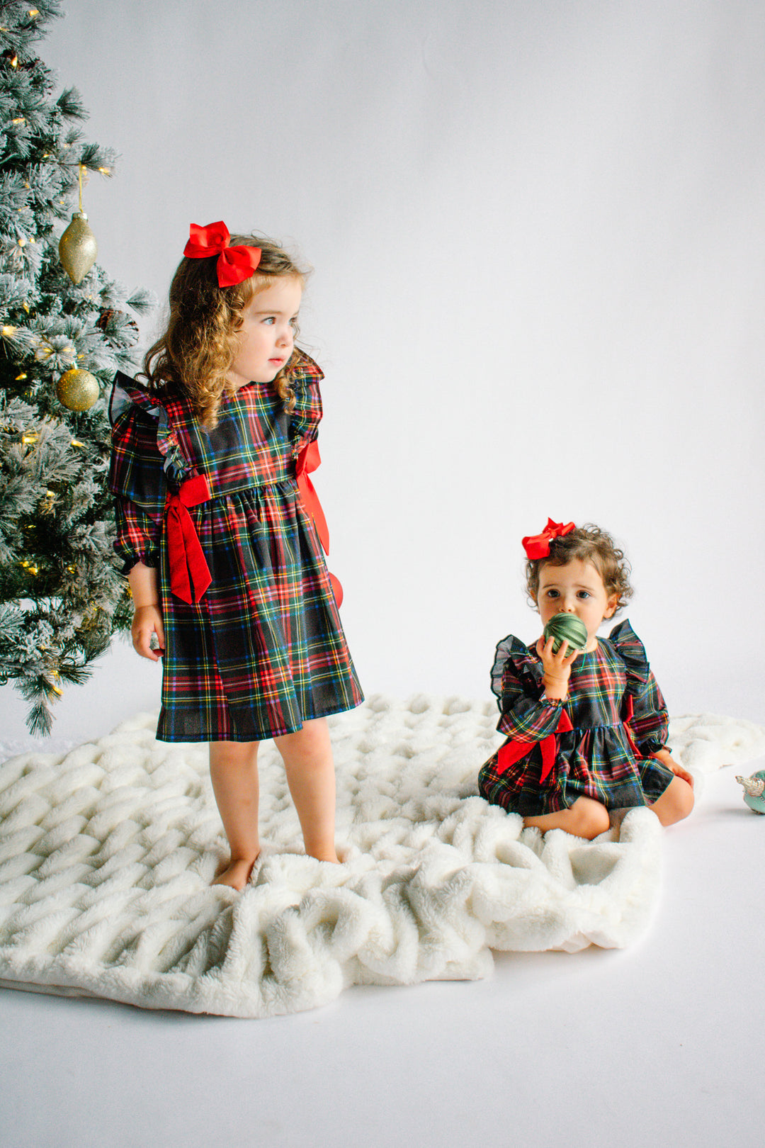 Fiona Christmas Tartan Smocked Dress Lillie & Lilah Fiona Christmas Tartan Smocked Dress Lillie & Lilah