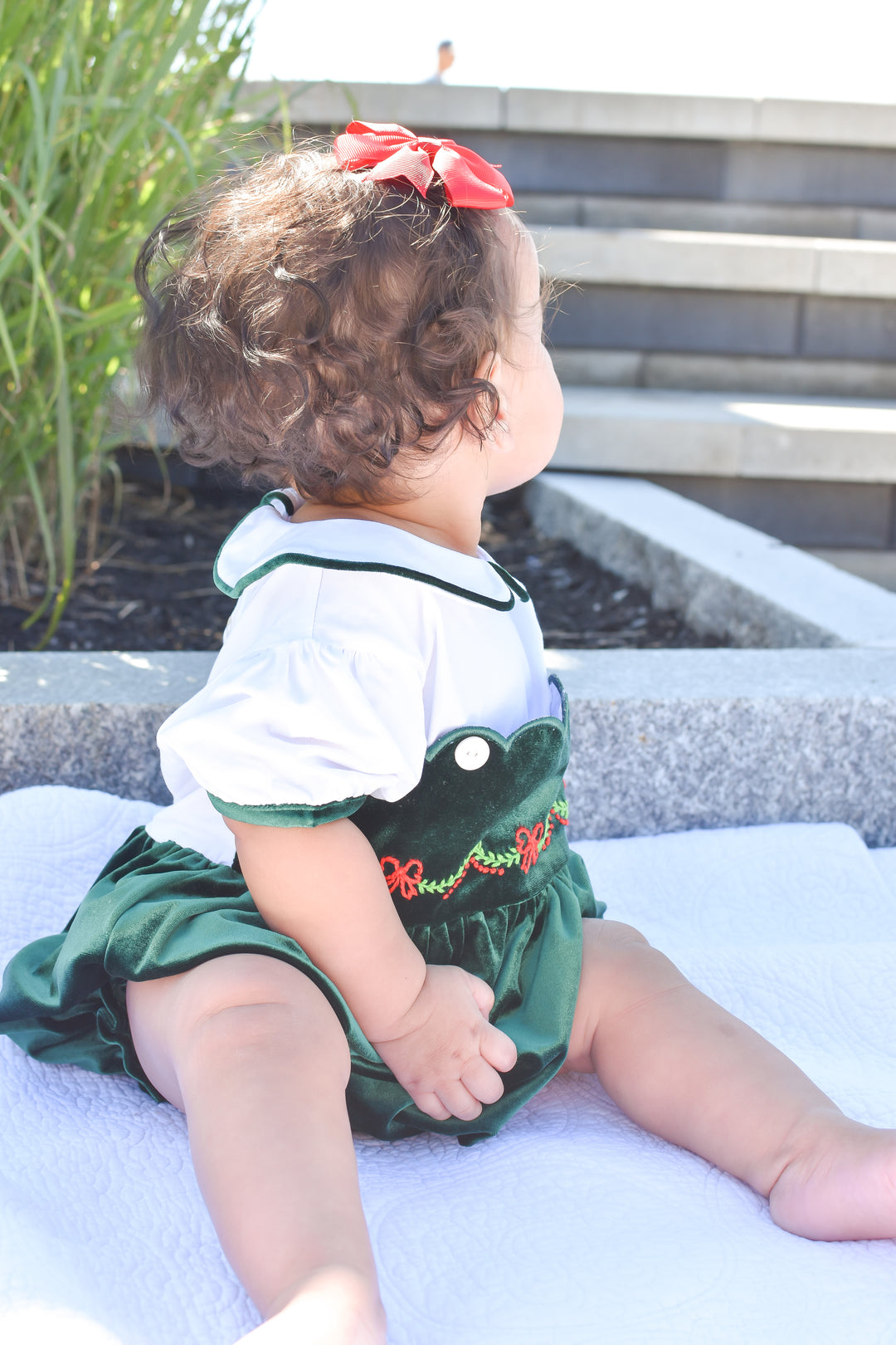 PRE-ORDER Girls Green Velvet Scallop Trim Bubble