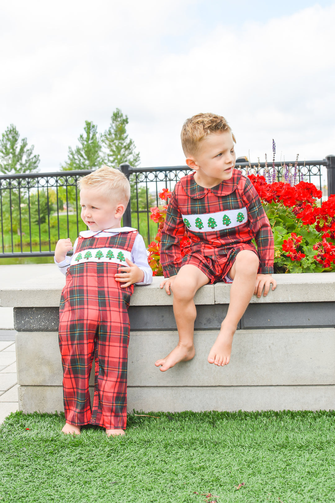 Boys Red Plaid Smocked Christmas Tree Short Set