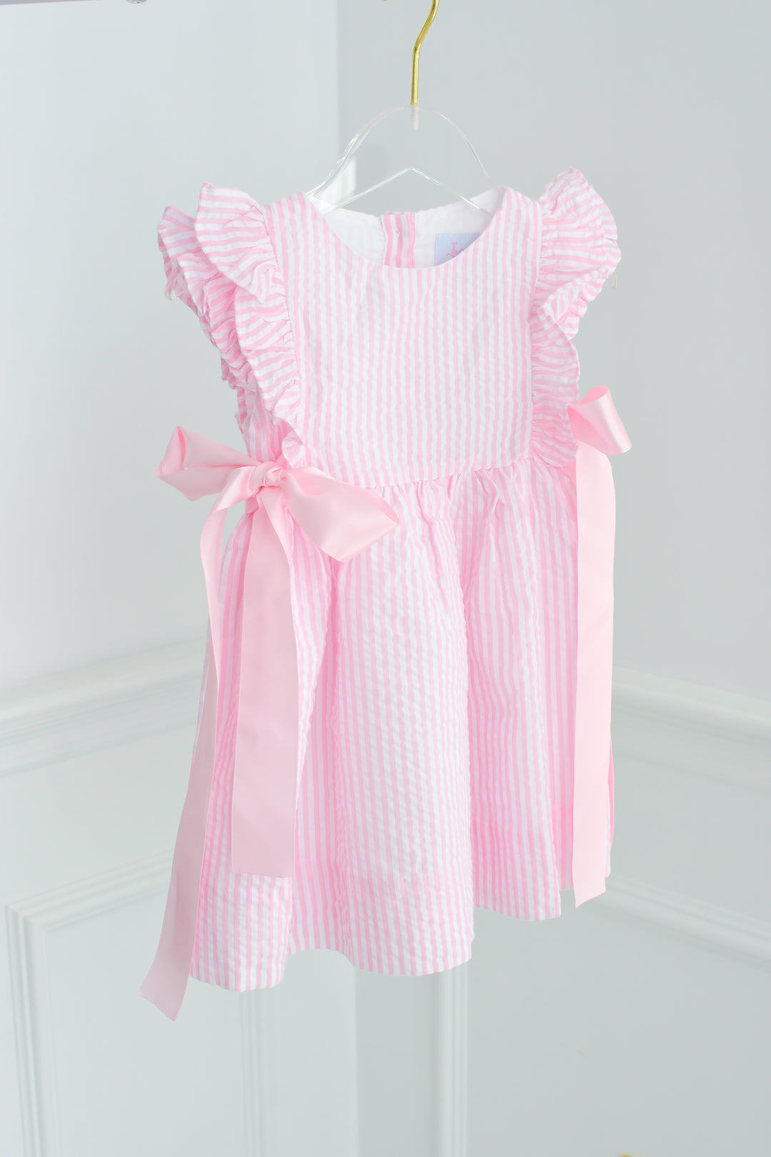 Pink Seersucker Dress with Ribbons Lillie & Lilah Pink Seersucker Dress with Ribbons Lillie & Lilah